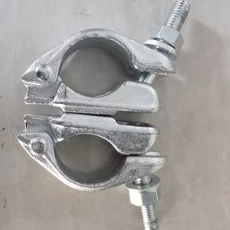 Forged swivel coupler